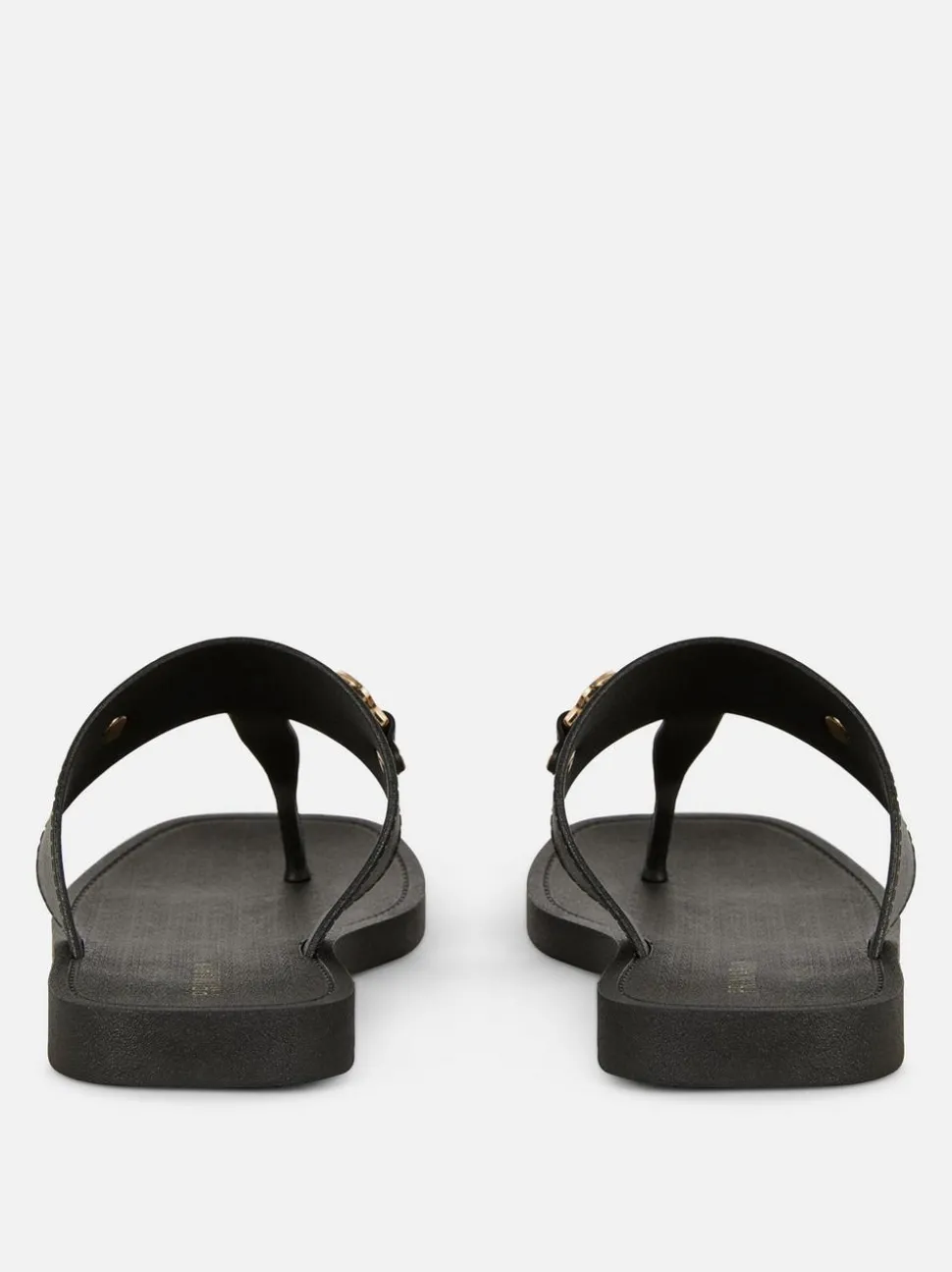 Plastikowe sandały-japonki z ozdobną sprzączką