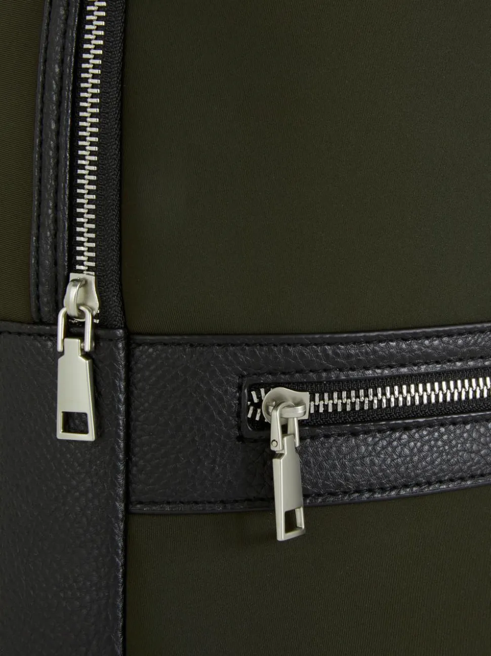 Plecak w bloki kolorystyczne Kem