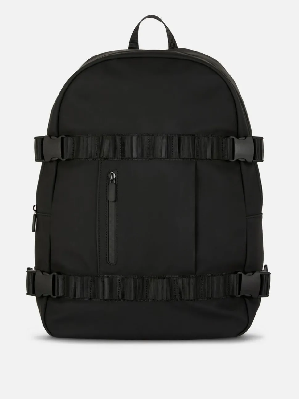 Plecak z praktyczną klamrą