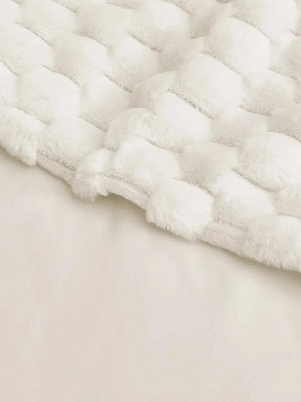 Pościel w rozmiarze king o fakturze plastra miodu