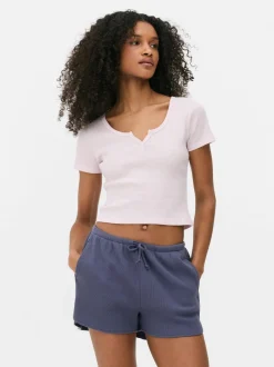 Prążkowany T-shirt typu henley