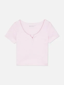 Prążkowany T-shirt typu henley