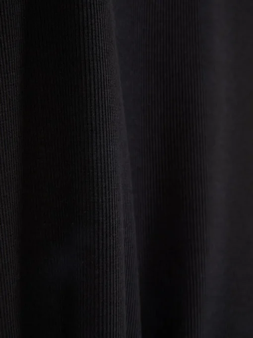 Prążkowany T-shirt z krótkim rękawem