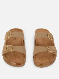 Profilowane sandały z podwójnym paskiem