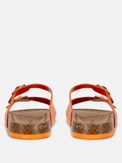 Profilowane sandały z podwójnym paskiem