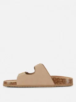 Profilowane sandały z podwójnym paskiem