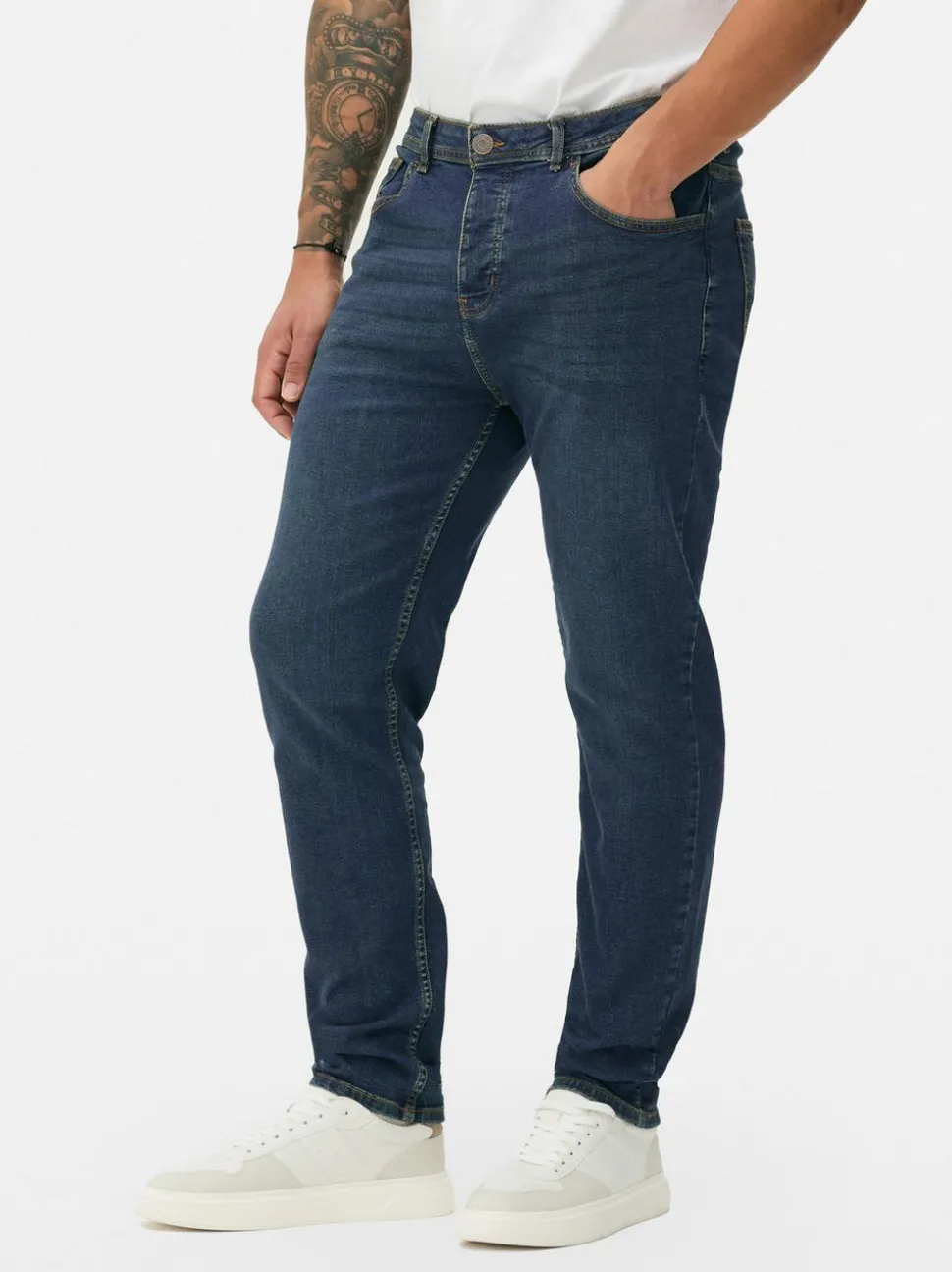 Rozciągliwe jeansy o kroju slim
