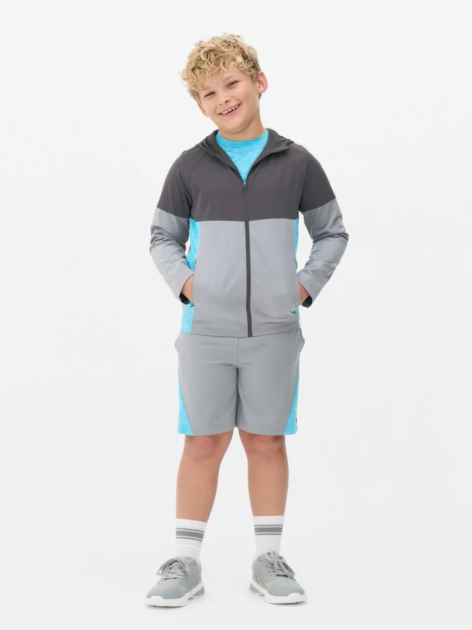 Rozpinana kurtka w bloki kolorystyczne