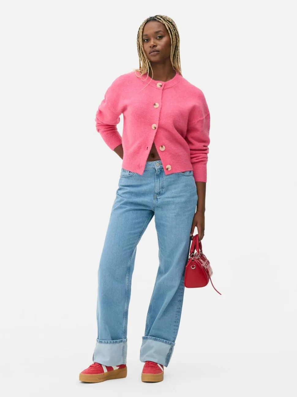 Rozpinany sweter z guzikami