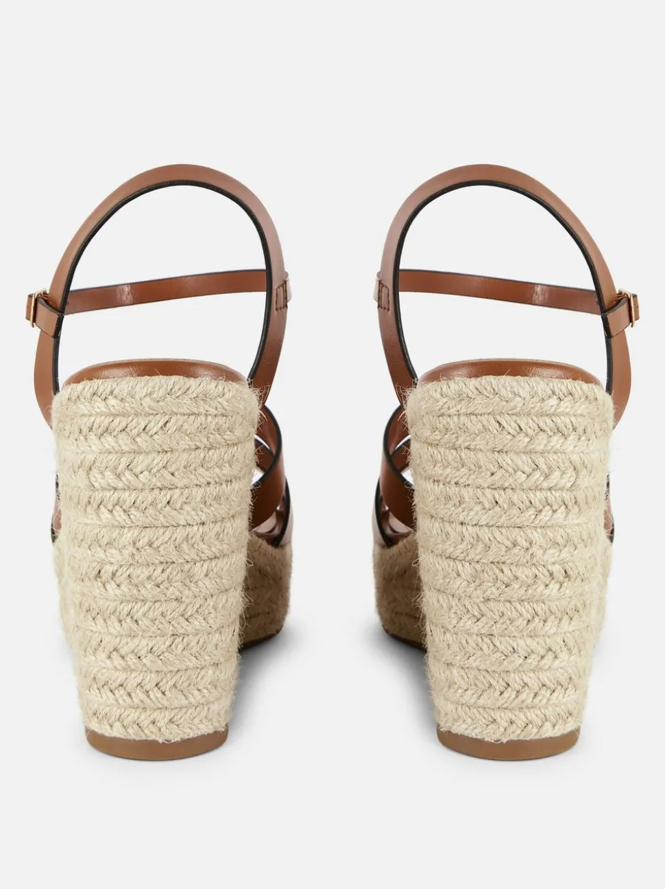 Sandały na koturnie z paskami Paula Echevarría