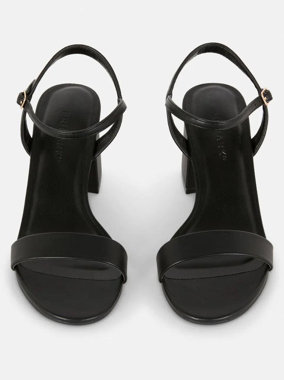 Sandały na obcasie klockowym