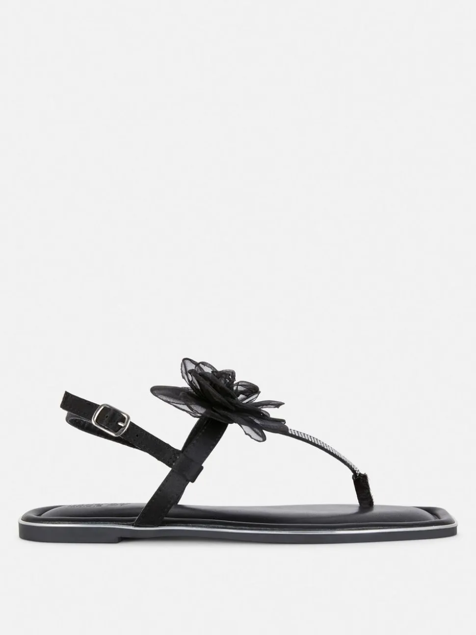 Sandały o szerokim fasonie ze zdobieniami i kwiatem