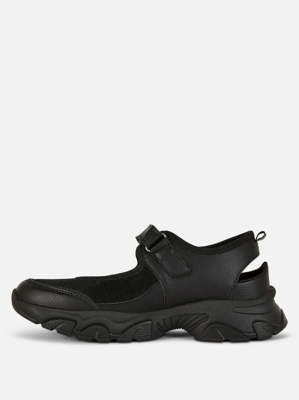 Sandały typu Mary Jane na płaskiej platformie