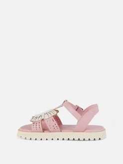 Sandały z odkrytymi palcami i motywem motyla