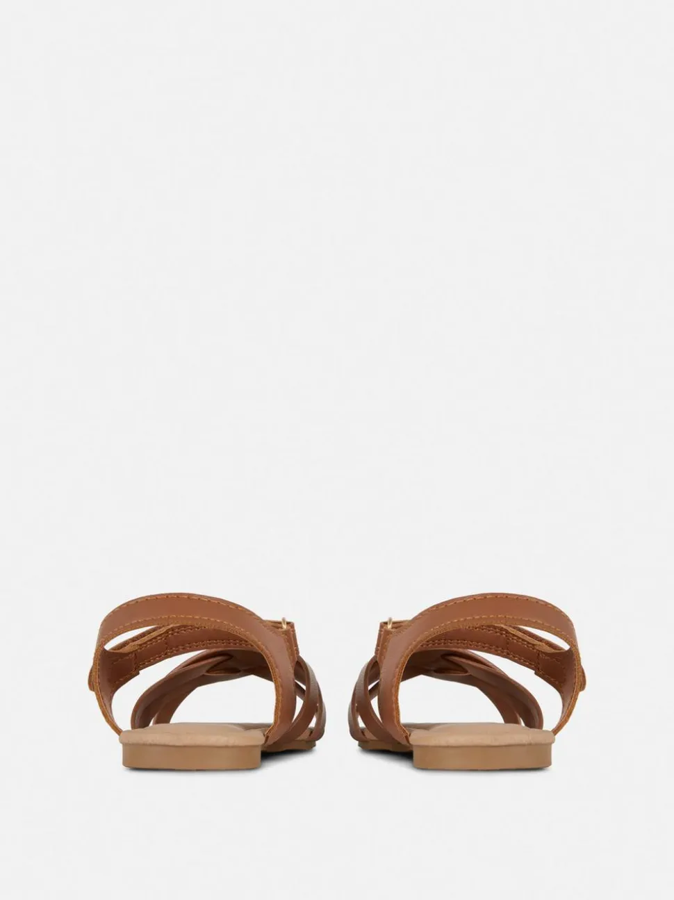 Sandały z plecionymi paskami na krzyż