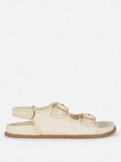 Sandały z podwójnym paskiem Paula Echevarría