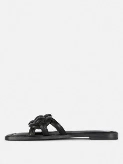 Sandały z tkanym paskiem