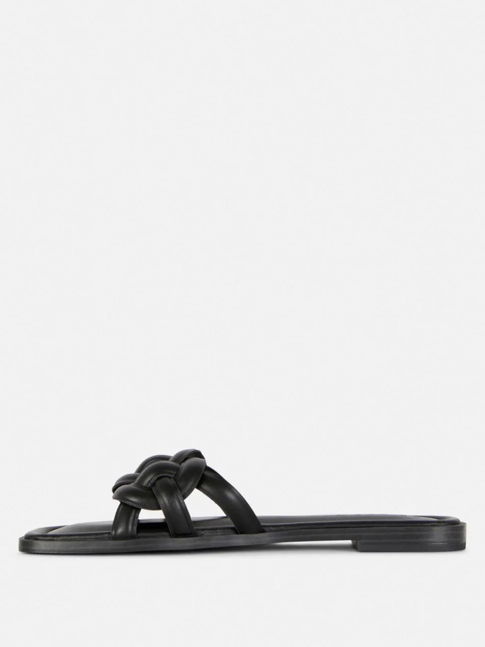 Sandały z tkanym paskiem