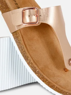 Sandały z wkładką i paskiem w kształcie litery T