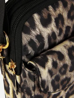 Saszetka na telefon na długim pasku