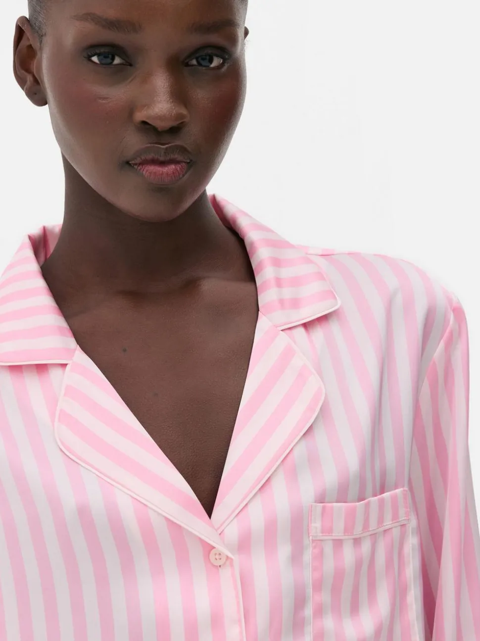 Satynowa piżama w paski