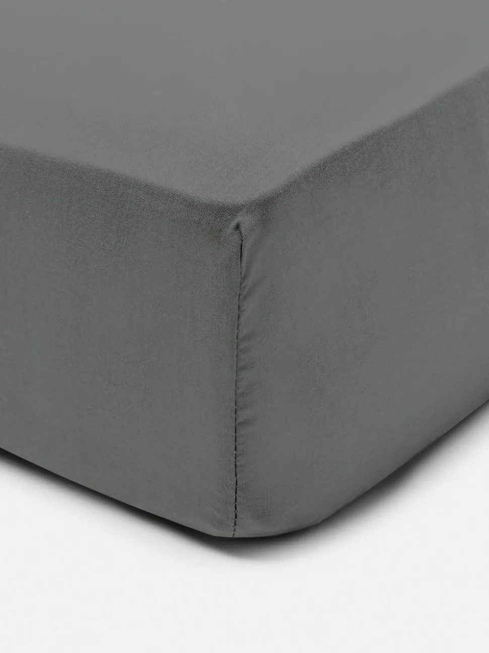 Satynowe prześcieradło z gumką w rozmiarze king