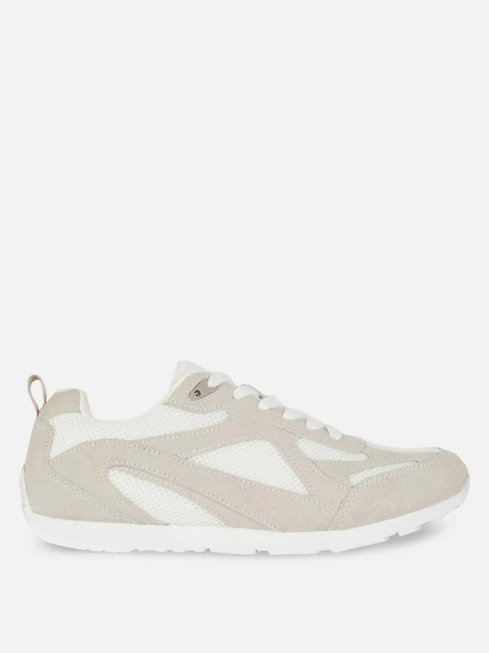 Siateczkowe buty sportowe z niską cholewką