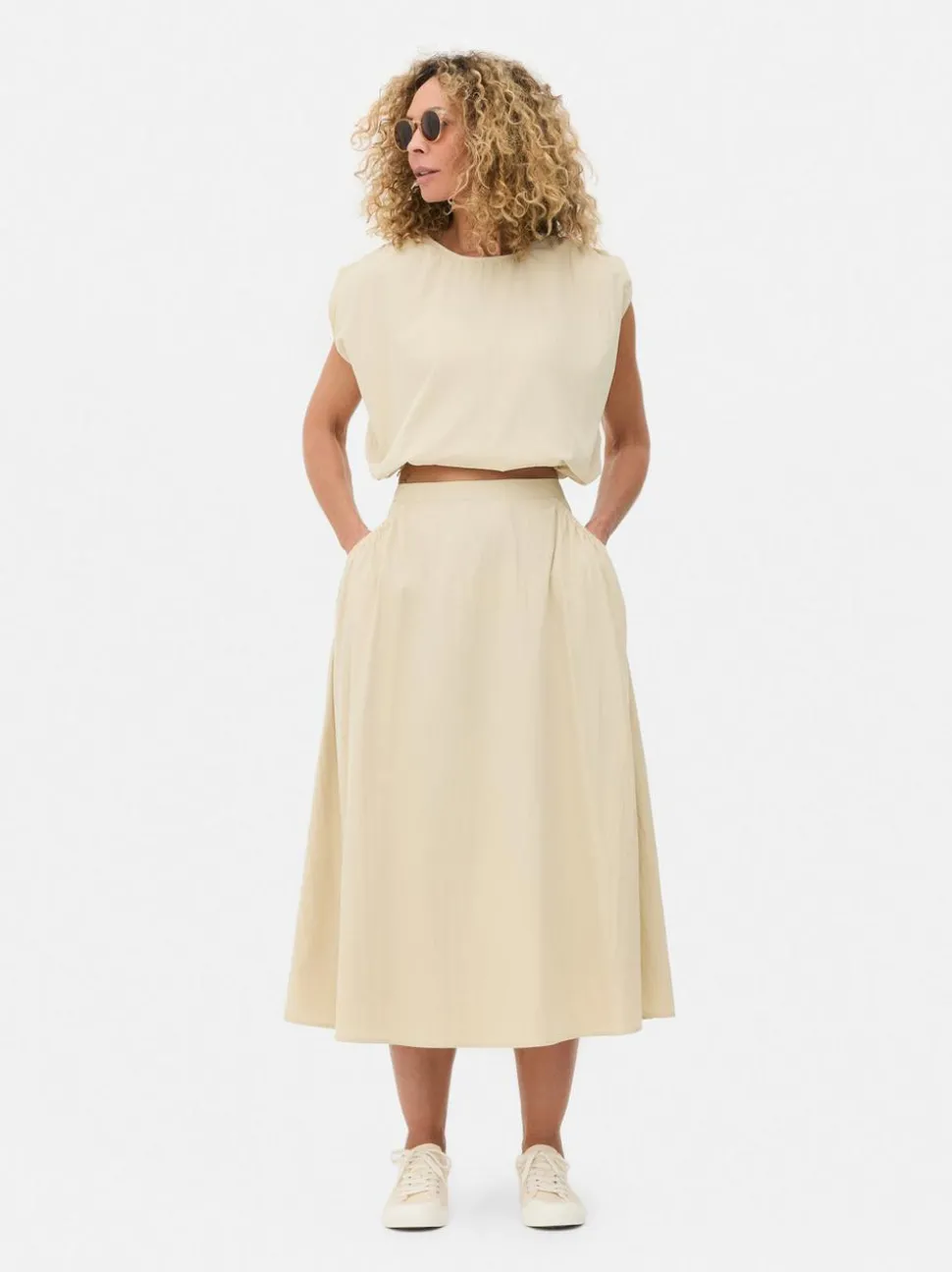 Spódnica midi z pełnego koła, część zestawu