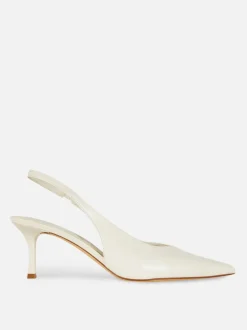 Spiczaste szpilki z tylnym paskiem