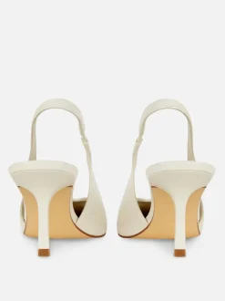 Spiczaste szpilki z tylnym paskiem