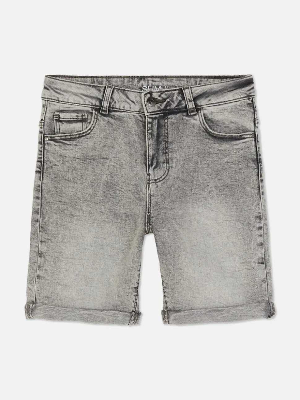 Spodenki jeansowe z wąskimi nogawkami