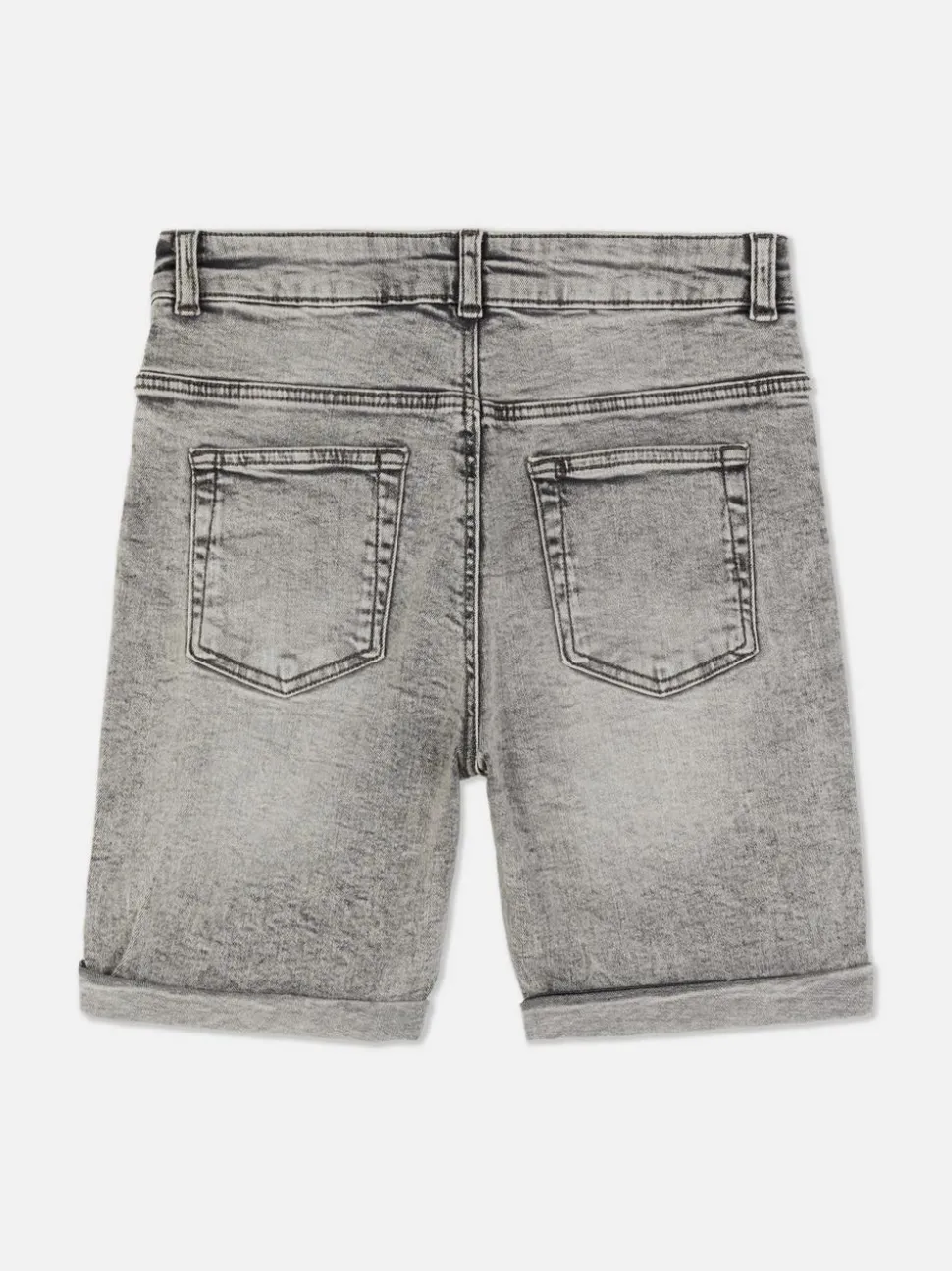 Spodenki jeansowe z wąskimi nogawkami