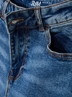 Spodenki jeansowe z wąskimi nogawkami