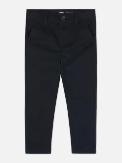 Spodnie chinosy dla młodszego chłopca