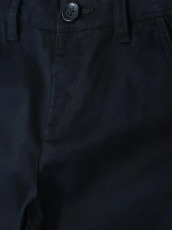 Spodnie chinosy dla młodszego chłopca