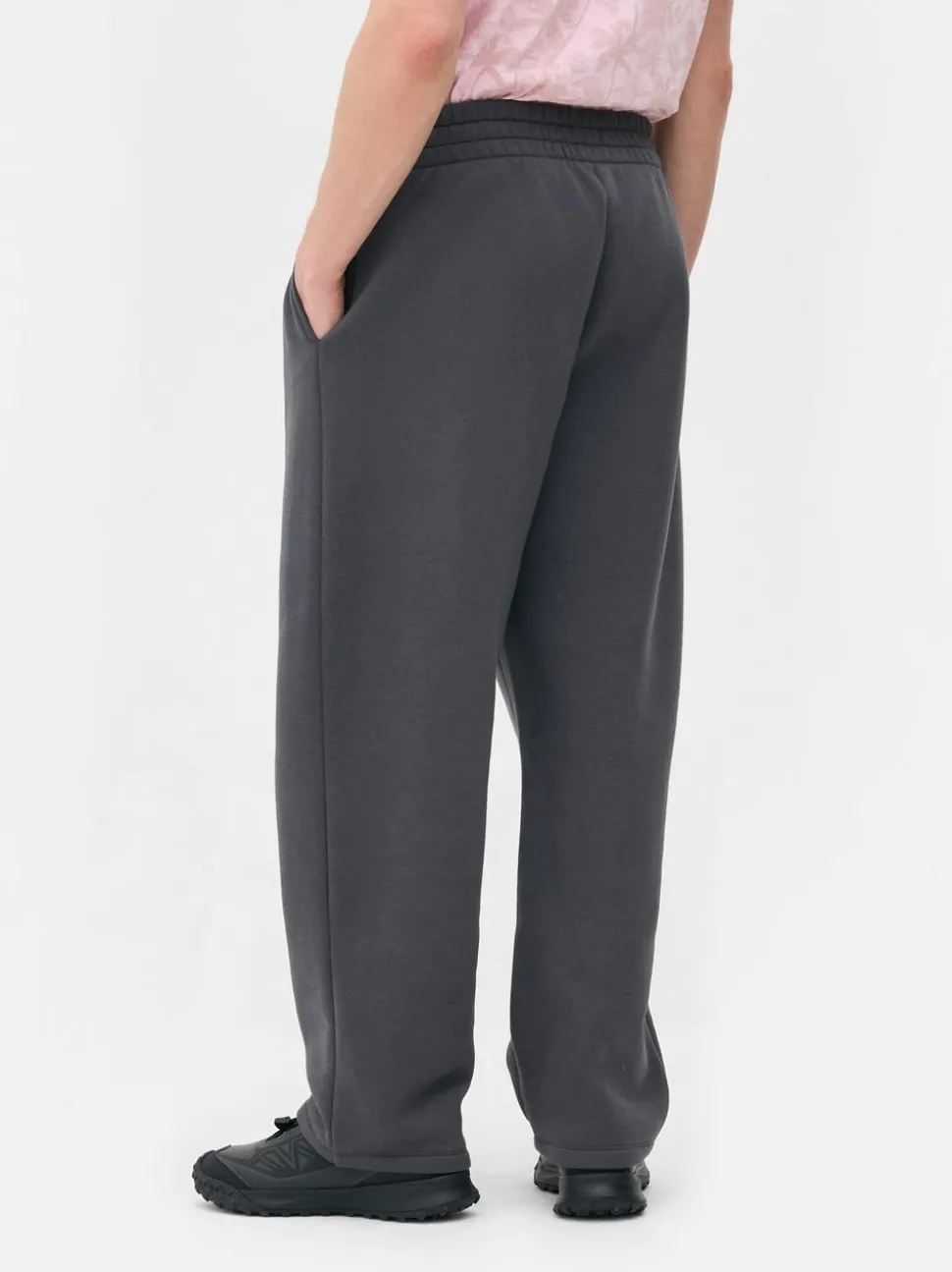 Spodnie dresowe o kroju oversize