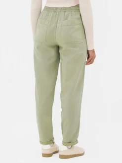 Spodnie dresowe ze sznurkiem w pasie