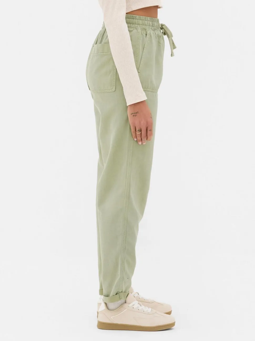 Spodnie dresowe ze sznurkiem w pasie