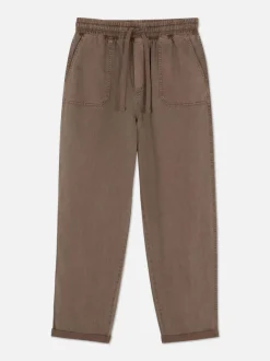 Spodnie dresowe ze sznurkiem w pasie