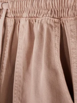 Spodnie dresowe ze sznurkiem w pasie