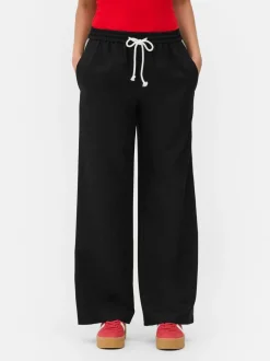 Sportowe spodnie dresowe ze sznurkiem