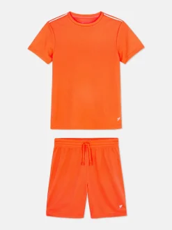 Sportowy komplet z topem i szortami