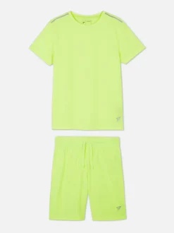 Sportowy komplet z topem i szortami