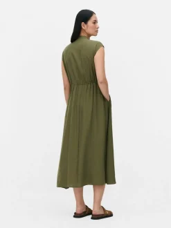 Sukienka bez rękawów ze sznurkiem w talii The Edit