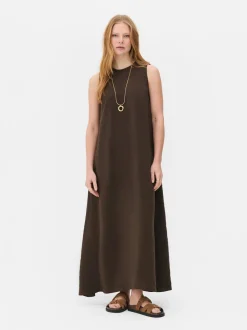 Sukienka midi bez rękawów The Edit