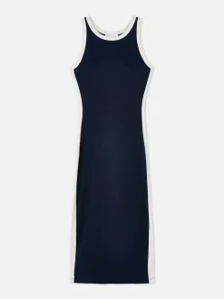 Sukienka midi o fasonie bokserki