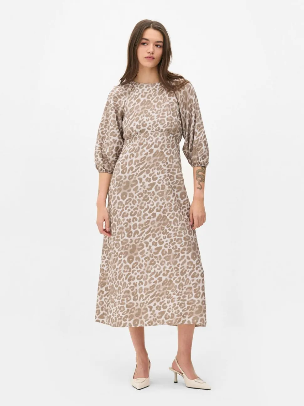 Sukienka midi ze wzorem