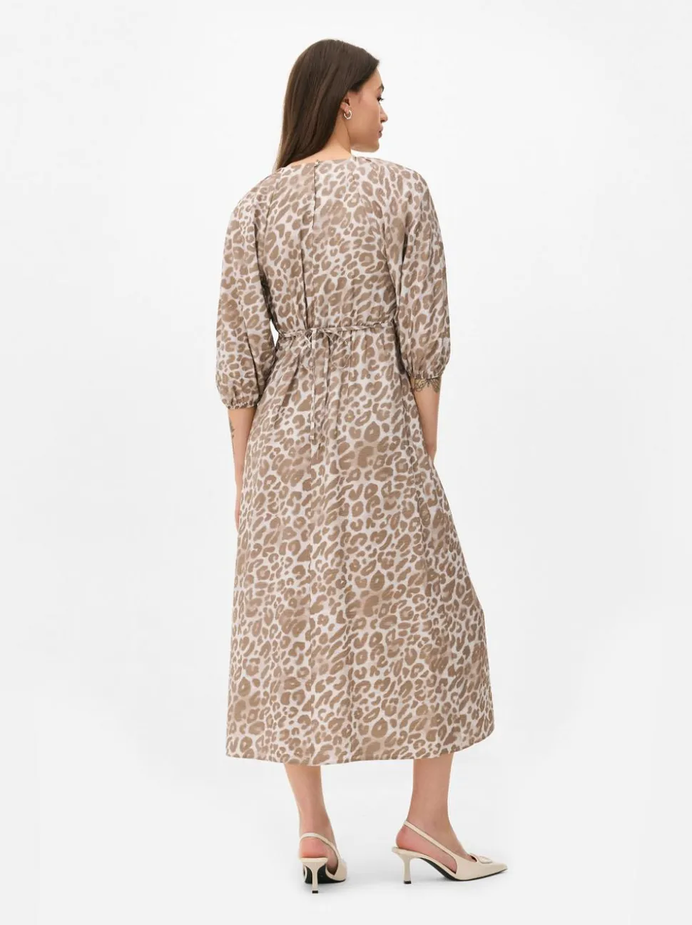 Sukienka midi ze wzorem