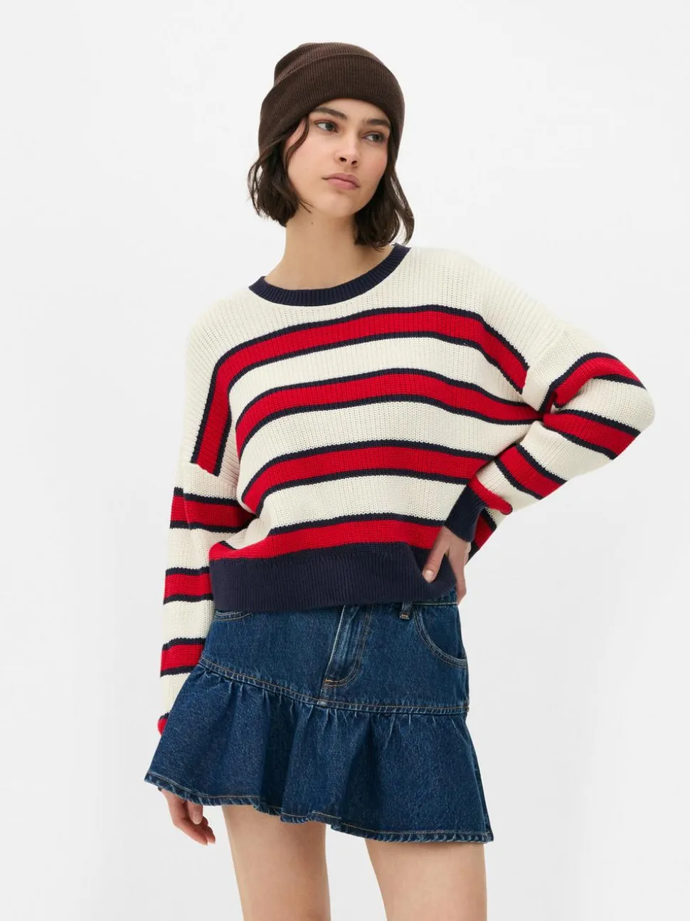 Sweter w paski z okrągłym dekoltem