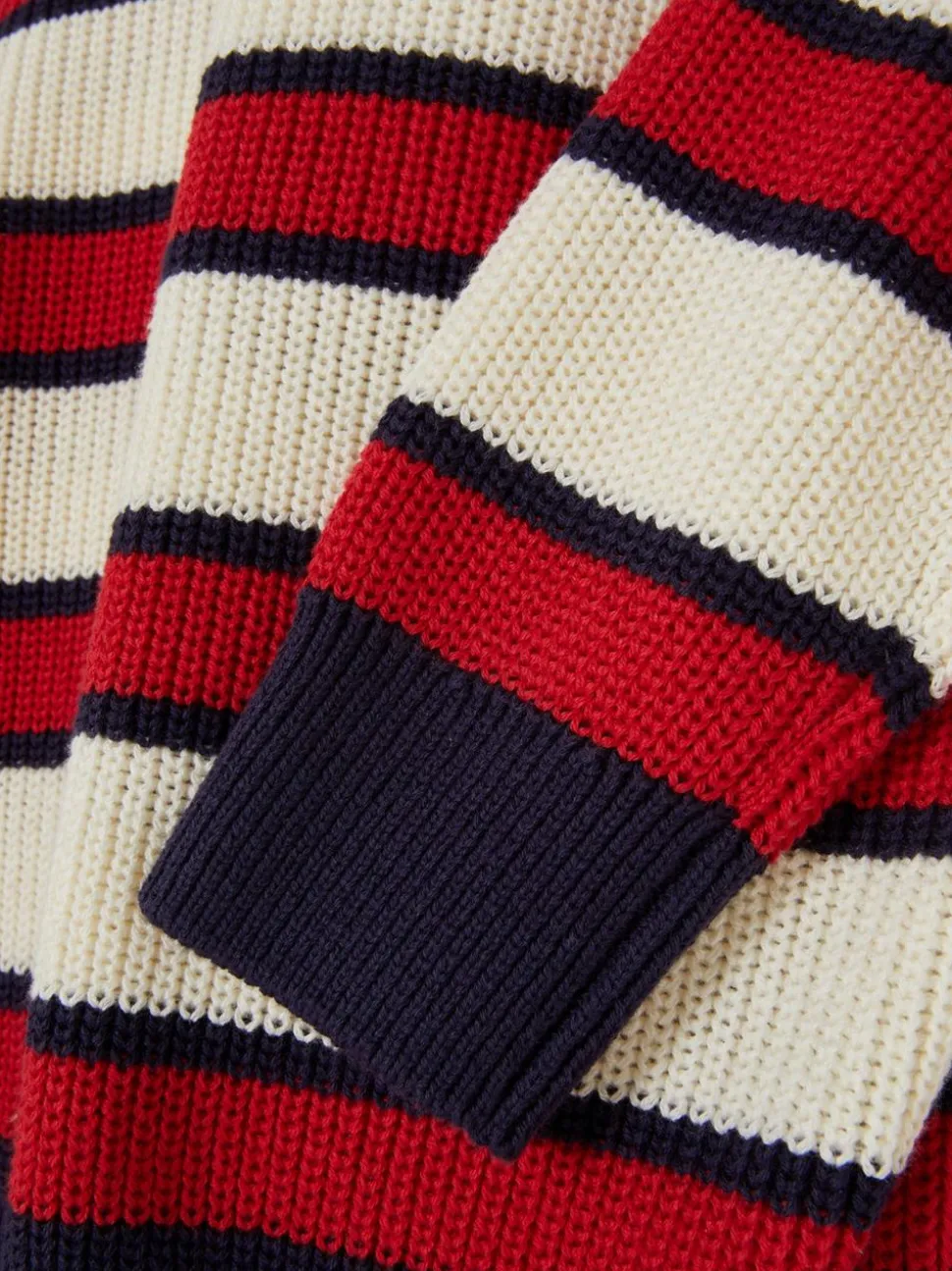 Sweter w paski z okrągłym dekoltem